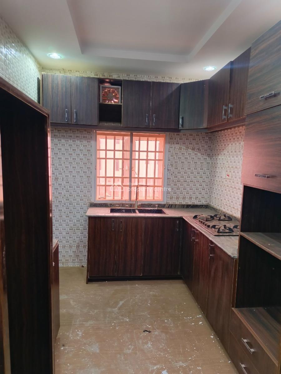 Well Finished 3 Bedroom Flat in a Serene Environment(first Floor), Katampe, Katampe (main), Katampe, Abuja, Flat / Apartment for Rent