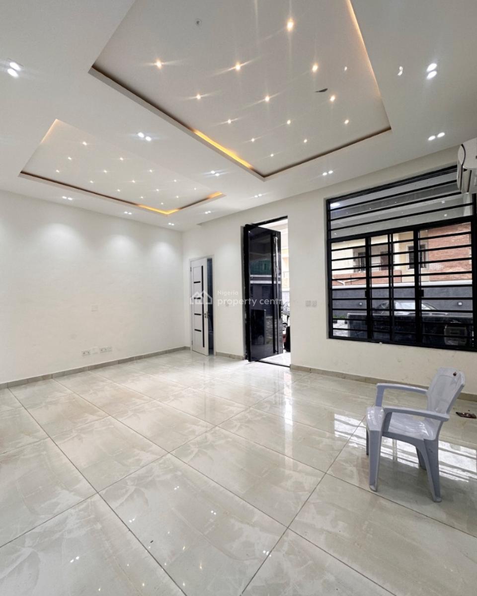 Serviced 3 Bedroom Apartment, Lekki Phase 1, Lekki, Lagos, Flat / Apartment for Rent