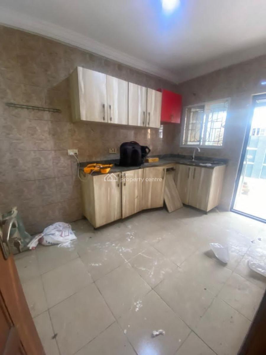 Beautiful and Well Maintained 2 Bedroom Apartment Upstairs, Otunla By Golf Road, Lakowe, Ibeju Lekki, Lagos, Flat / Apartment for Rent