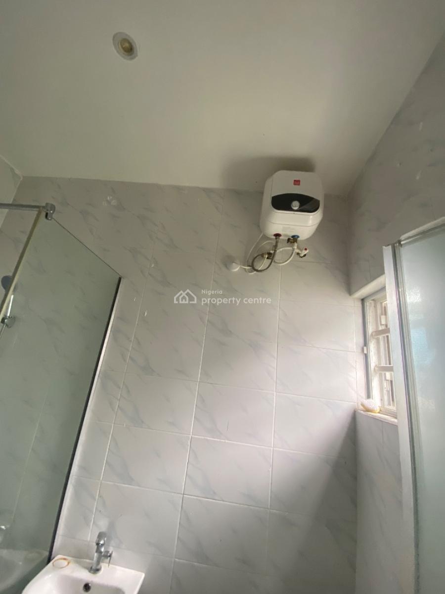 Lovely Clean 2 Bedroom Flat, Eleganza Toll Gate Lekki Lagos, Inside Secured Estate, Lekki, Lagos, Flat / Apartment for Rent