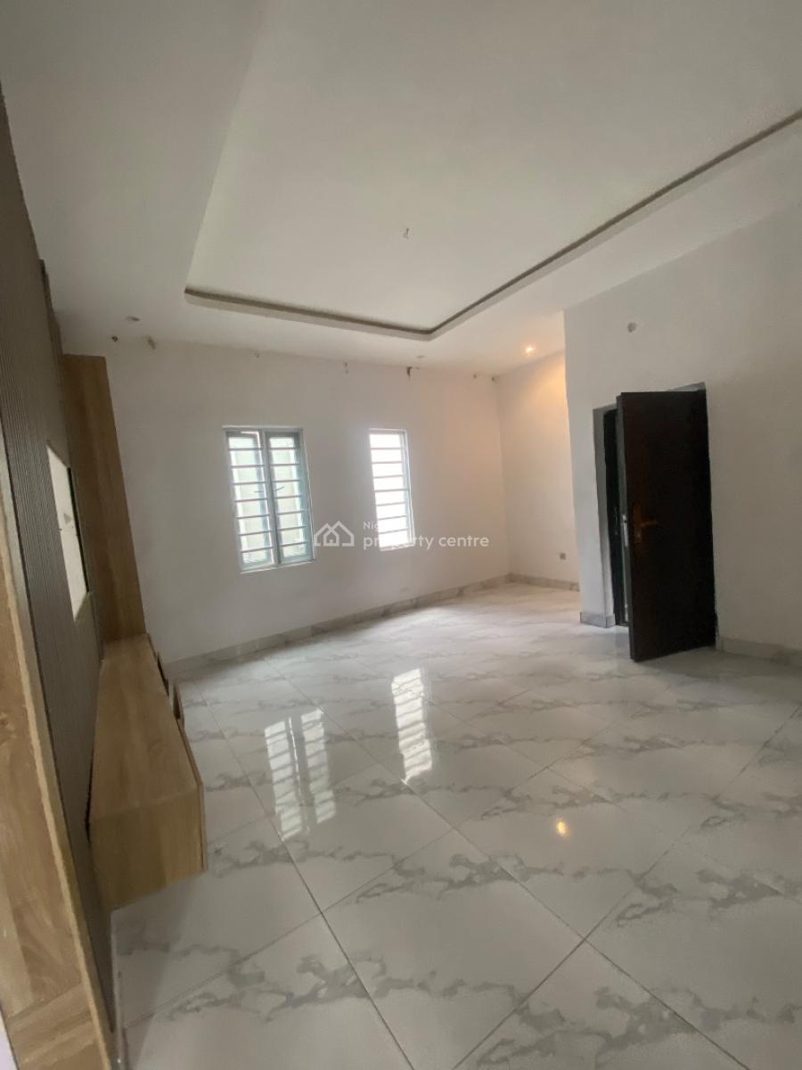 Lovely Clean 2 Bedroom Flat, Eleganza Toll Gate Lekki Lagos, Inside Secured Estate, Lekki, Lagos, Flat / Apartment for Rent