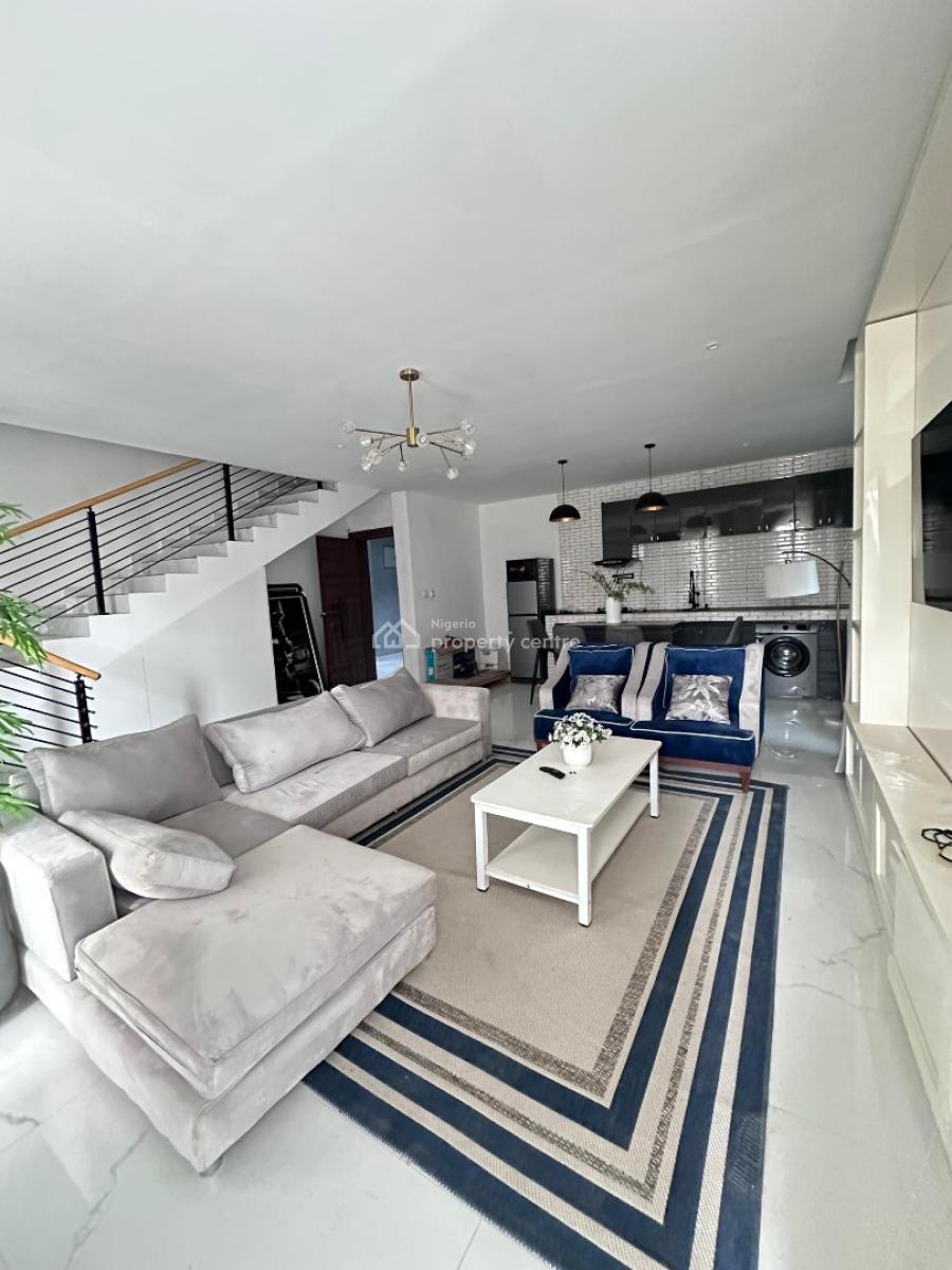 Fully Furnished 2&1 Bedroom Apartment 1st Floor, Lekki Phase One ,lekki ,lagos,nigeria, Lekki Phase 1, Lekki, Lagos, Flat / Apartment for Rent