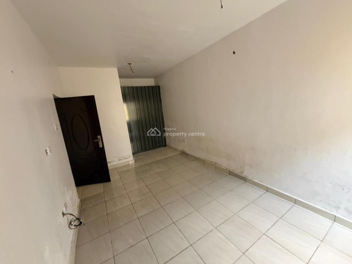 Spacious 3 Bedroom Flat, Peace Villa Estate, Ajah, Lagos, Flat / Apartment for Rent