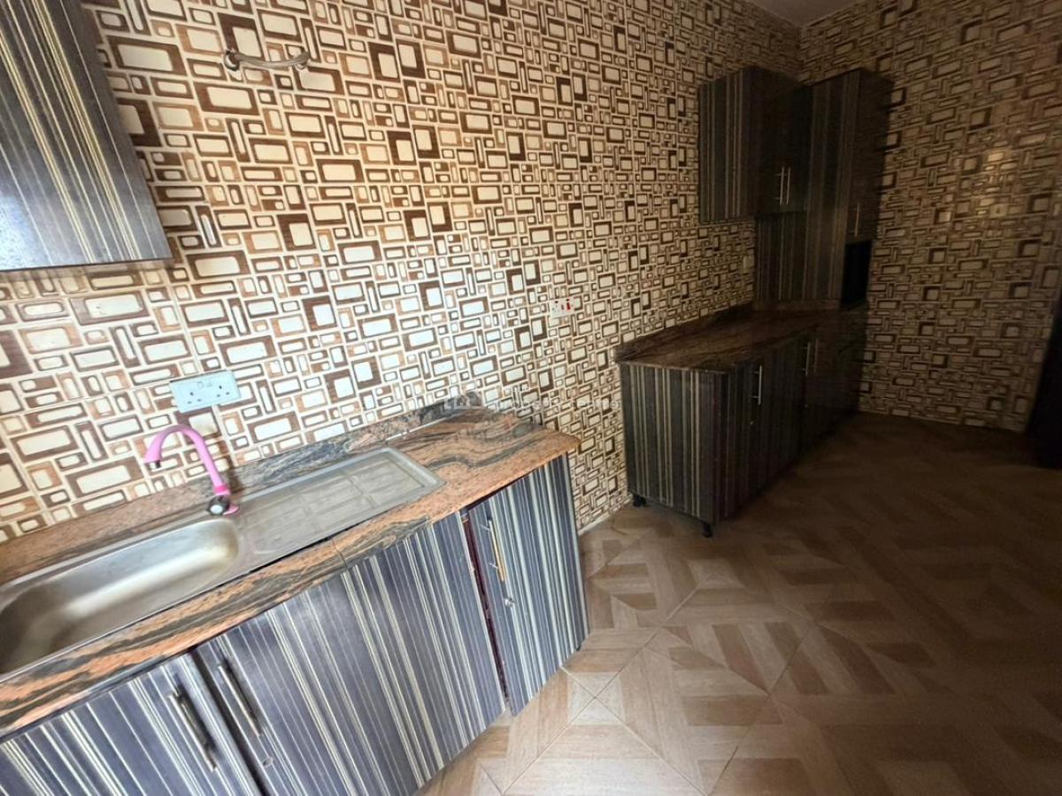 Spacious 3 Bedroom Flat, Peace Villa Estate, Ajah, Lagos, Flat / Apartment for Rent