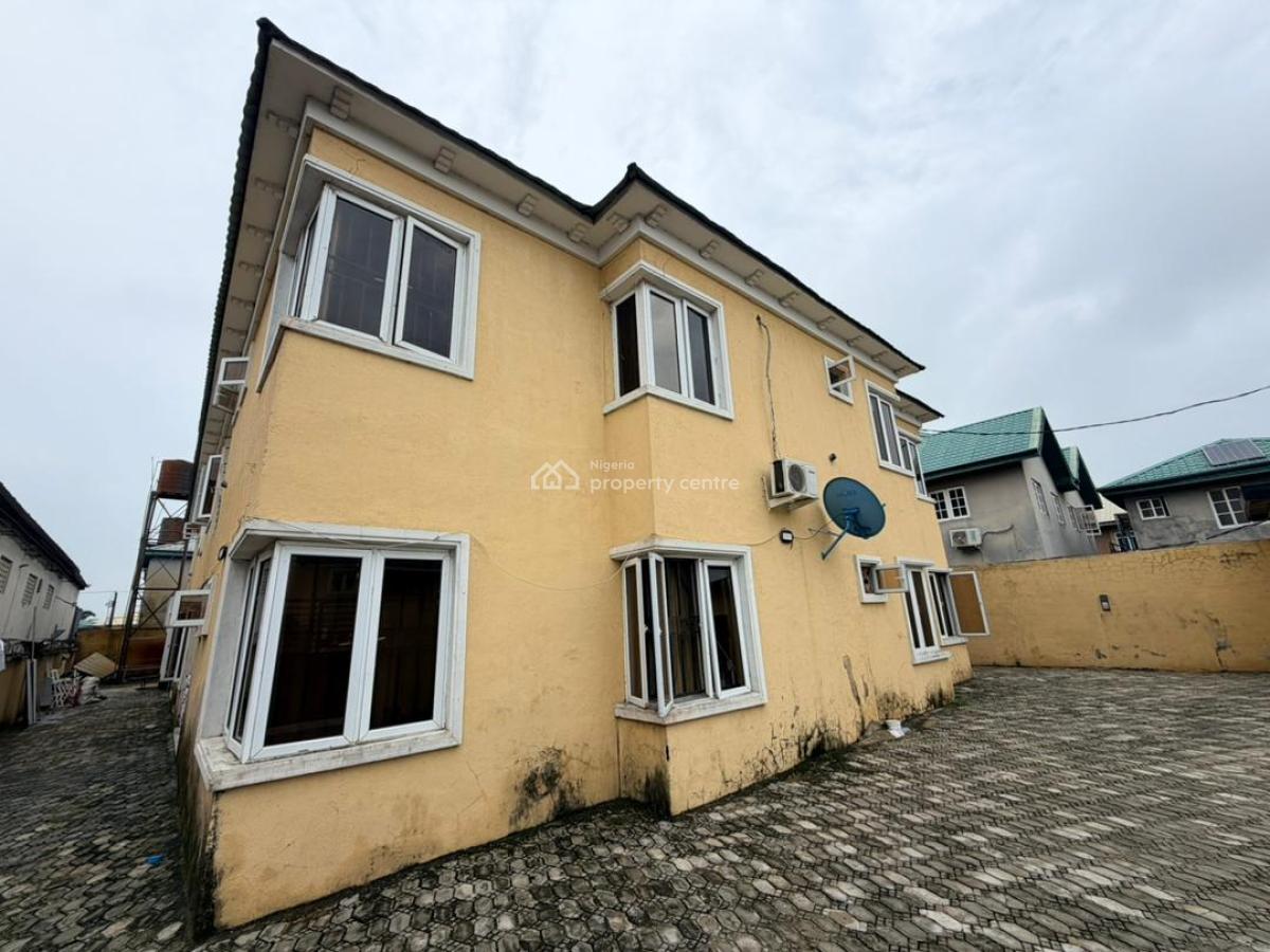 Spacious 3 Bedroom Flat, Peace Villa Estate, Ajah, Lagos, Flat / Apartment for Rent