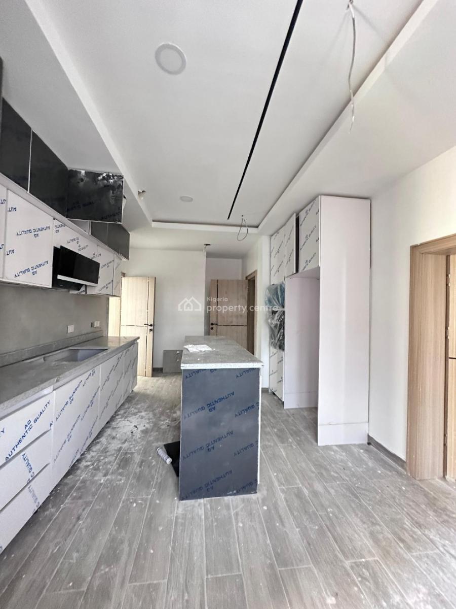 Spacious 5 Bedroom Terrace Duplex with Bq &elevator, Lekki Phase 1, Lekki, Lagos, Detached Duplex for Sale