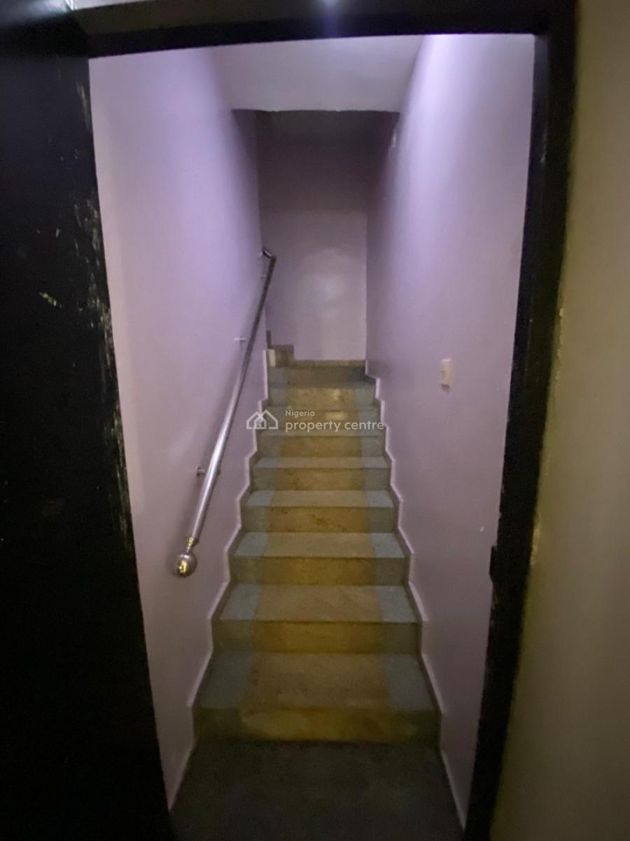 Exclusive 4-bedroom Semi Detached Duplex with Bq, Lekki Phase 1, Lekki, Lagos, House for Rent