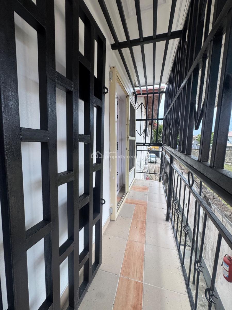 Luxury Serviced 2 Bedroom Apartment, Lekki Phase 1, Lekki, Lagos, Flat / Apartment for Rent