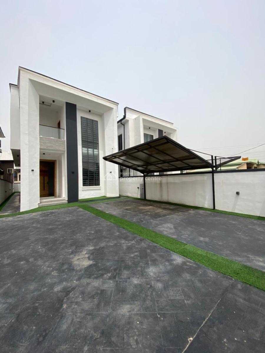 Distress 5 Bedroom Duplex, Thomas Estate, Lekki, Lagos, Detached Duplex for Sale