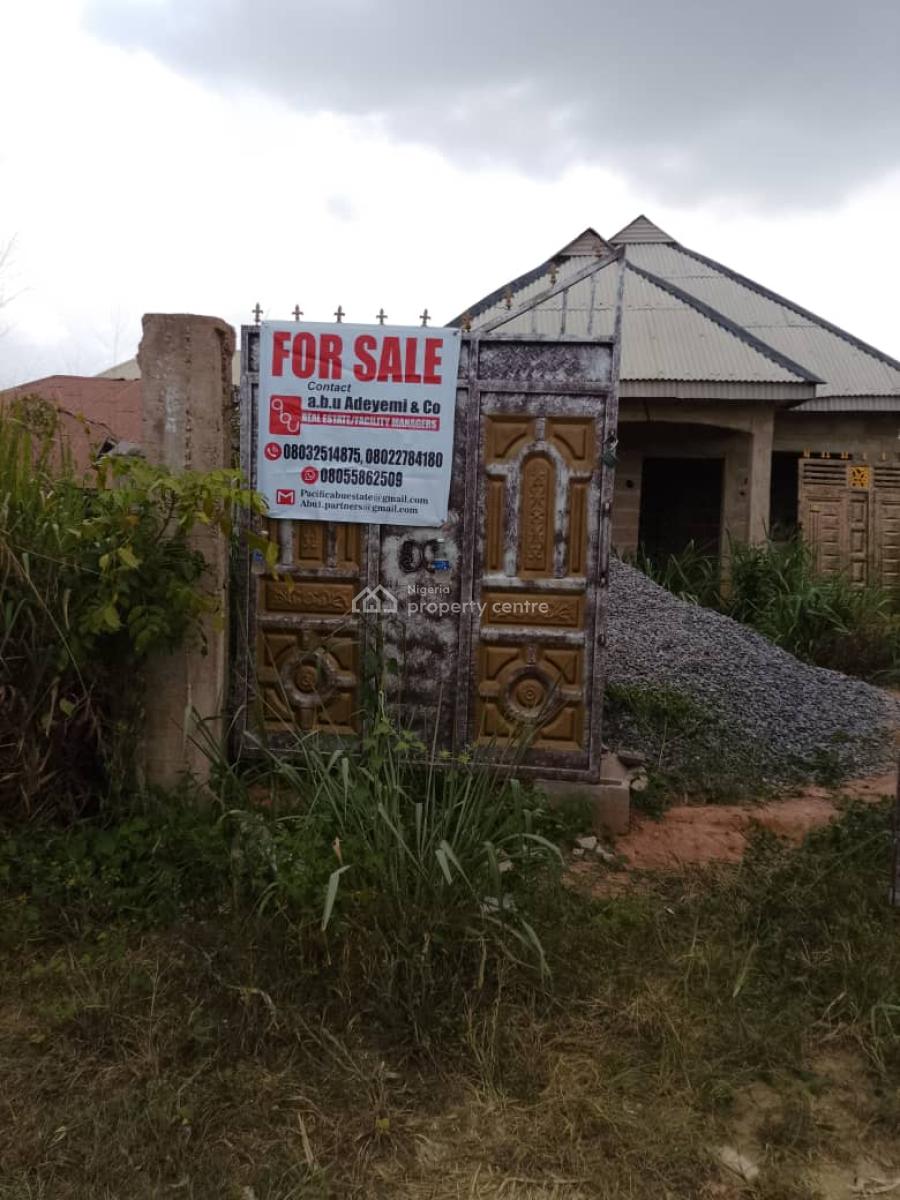 Uncompleted 2-bedroom Flat, 4 Units of Self-contained Fenced & Gated, Orunkole Phase 3, Mowe Town, Ogun, Flat / Apartment for Sale