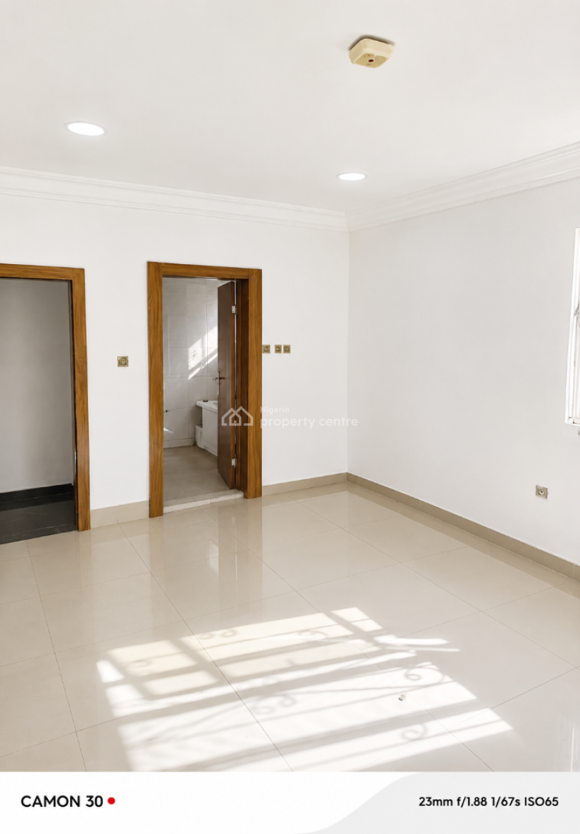Commercial Property for Lease Giveaway Offer, Lekki Phase 1, Lekki, Lagos, Commercial Property for Rent