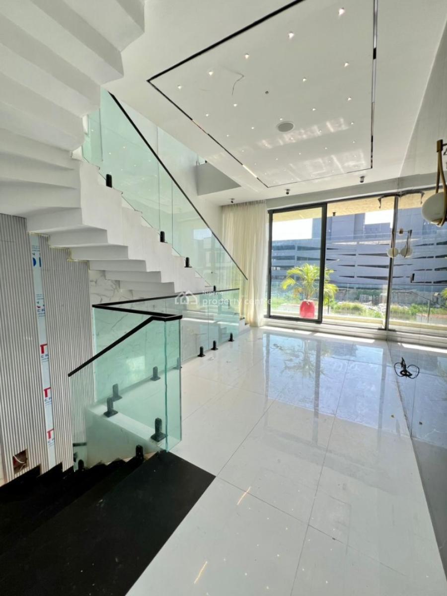 Uniquely Designed 5 Bedroom Triplex with Personal Compound, Lekki Phase 1, Lekki, Lagos, House for Sale