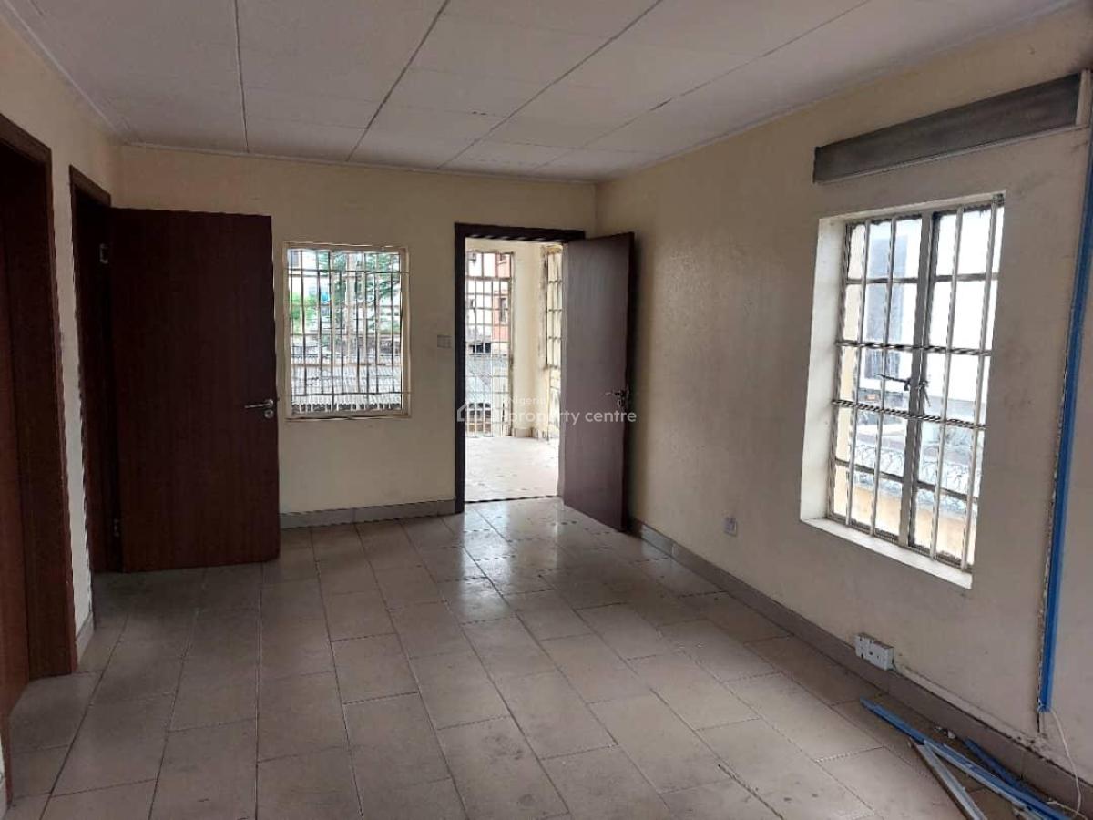 5 Bedroom Detached Duplex with Bq., Ilupeju Estate, Ilupeju, Lagos, Office Space for Rent