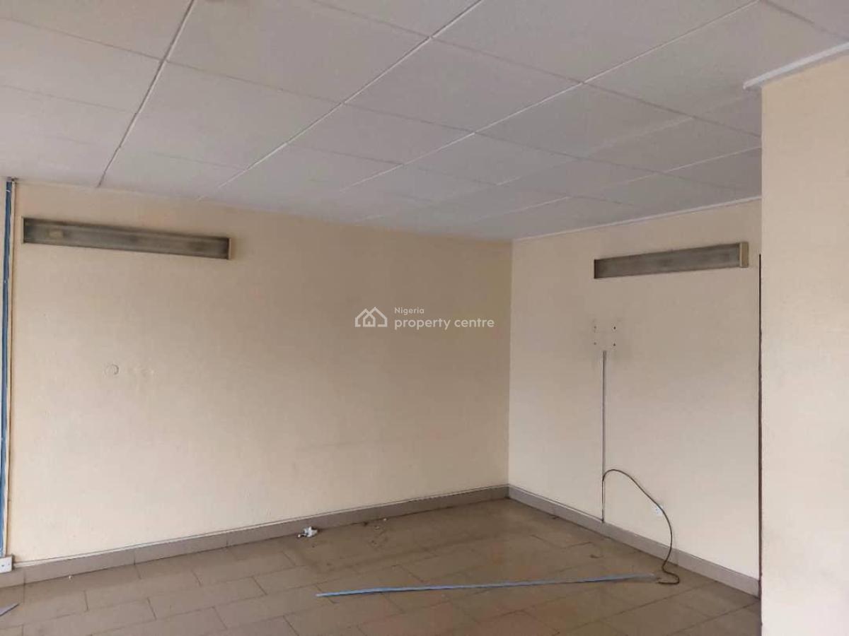 5 Bedroom Detached Duplex with Bq., Ilupeju Estate, Ilupeju, Lagos, Office Space for Rent