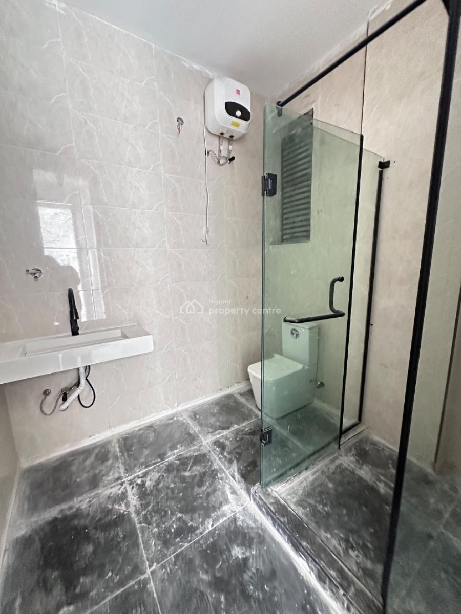 3bedroom Apartment with Pool,gym and Elevator, Lekki, Lekki Phase 1, Lekki, Lagos, Flat / Apartment for Sale