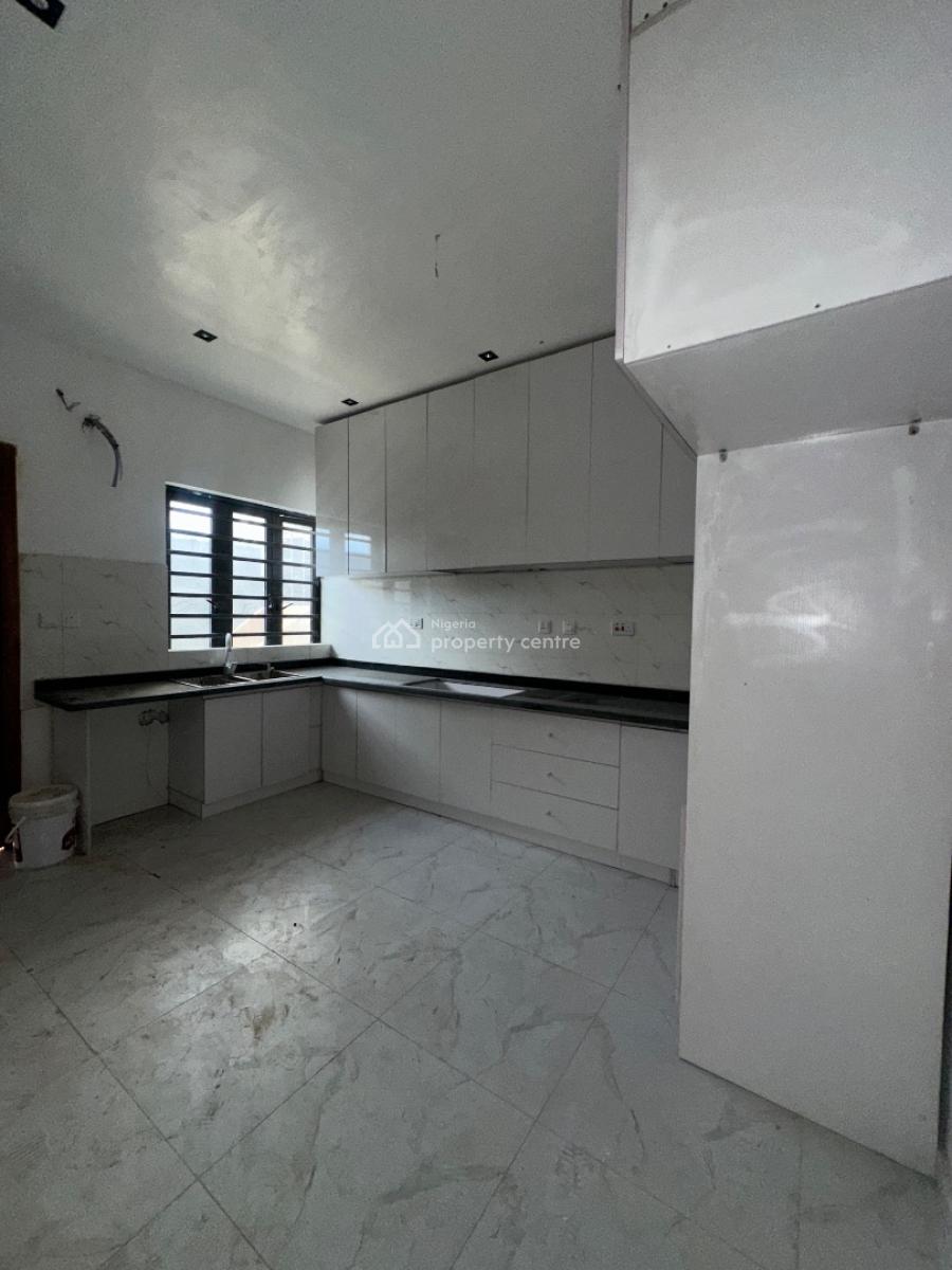 *4 Bedroom Terrace Duplex with Bq*, Lekki Phase One, Lekki Phase 1, Lekki, Lagos, Terraced Duplex for Sale