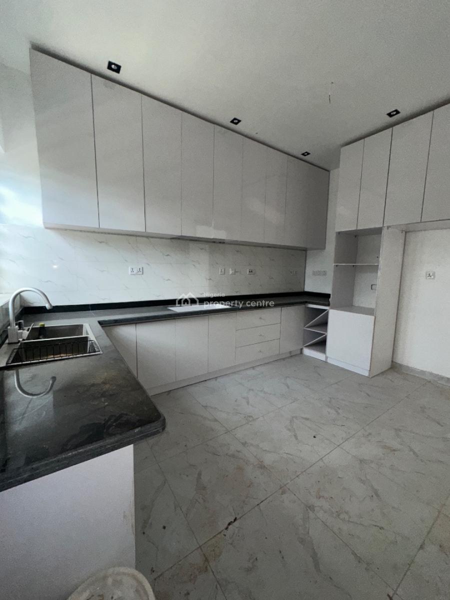 *4 Bedroom Terrace Duplex with Bq*, Lekki Phase One, Lekki Phase 1, Lekki, Lagos, Terraced Duplex for Sale