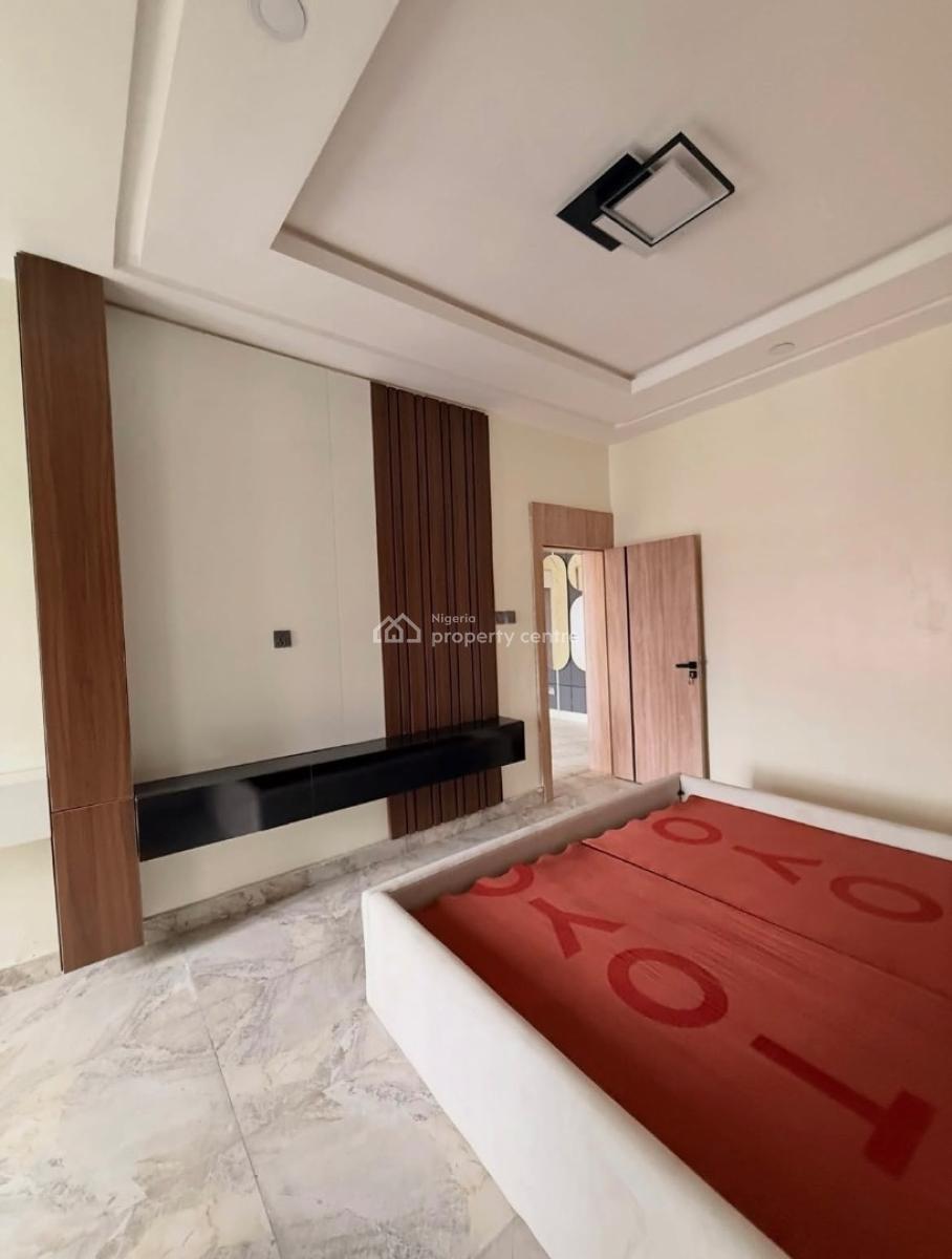Well Built Serviced 2 Bedroom Apartment, Ikate Elegushi, Lekki, Lagos, Flat / Apartment for Rent
