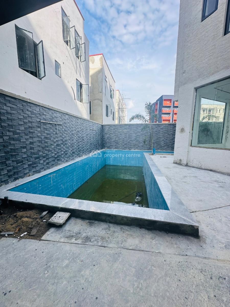 Neatly Finished 1 Bedroom Apartment with Pool, Gym & Elevator, Lekki Phase 1, Lekki, Lagos, Flat / Apartment for Sale