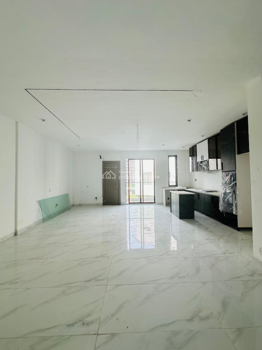 Neatly Finished 2 Bedroom Apartment with Pool, Gym and Elevator, Lekki Phase 1, Lekki, Lagos, Flat / Apartment for Sale