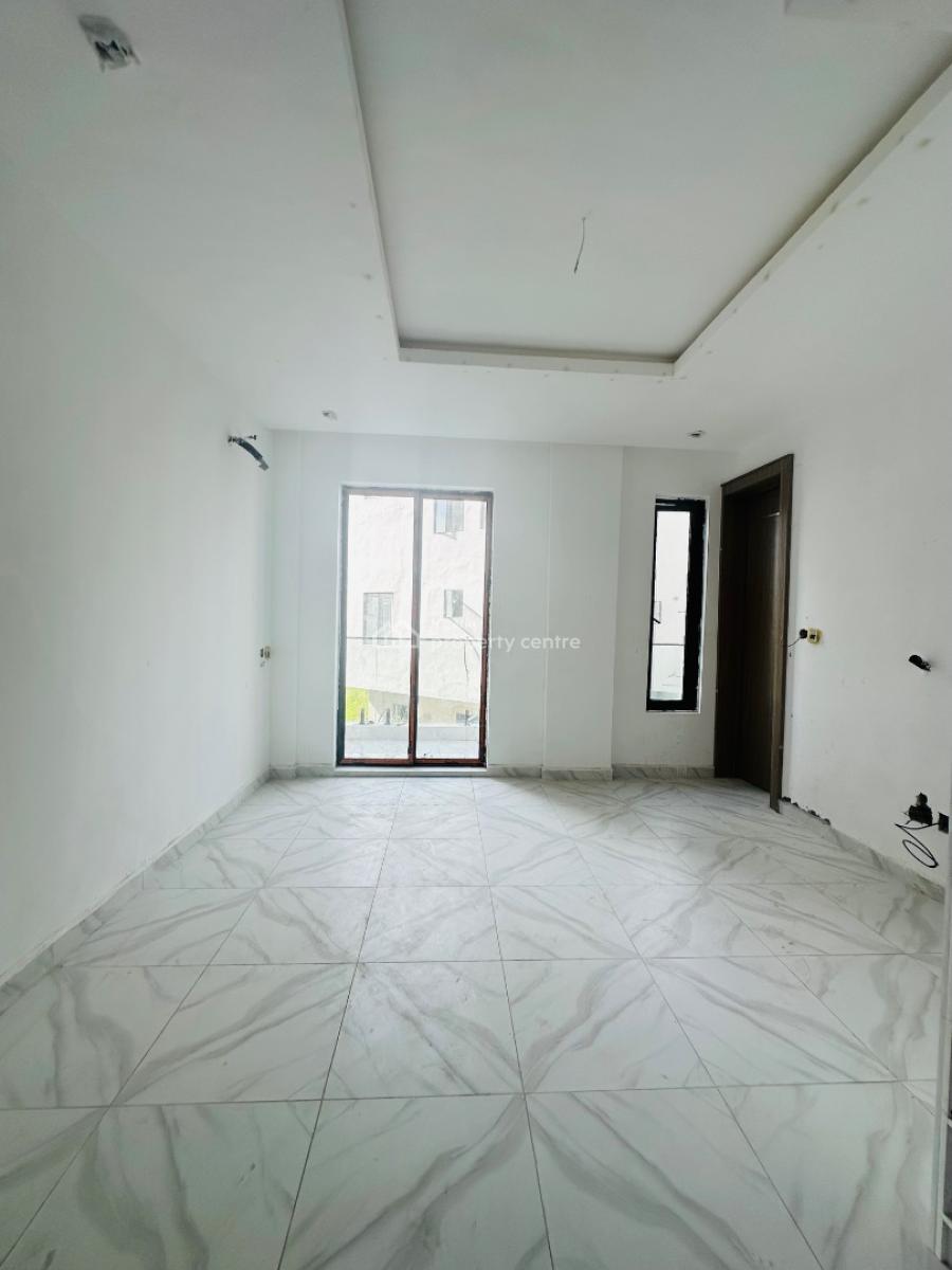 Neatly Finished 2 Bedroom Apartment with Pool, Gym and Elevator, Lekki Phase 1, Lekki, Lagos, Flat / Apartment for Sale