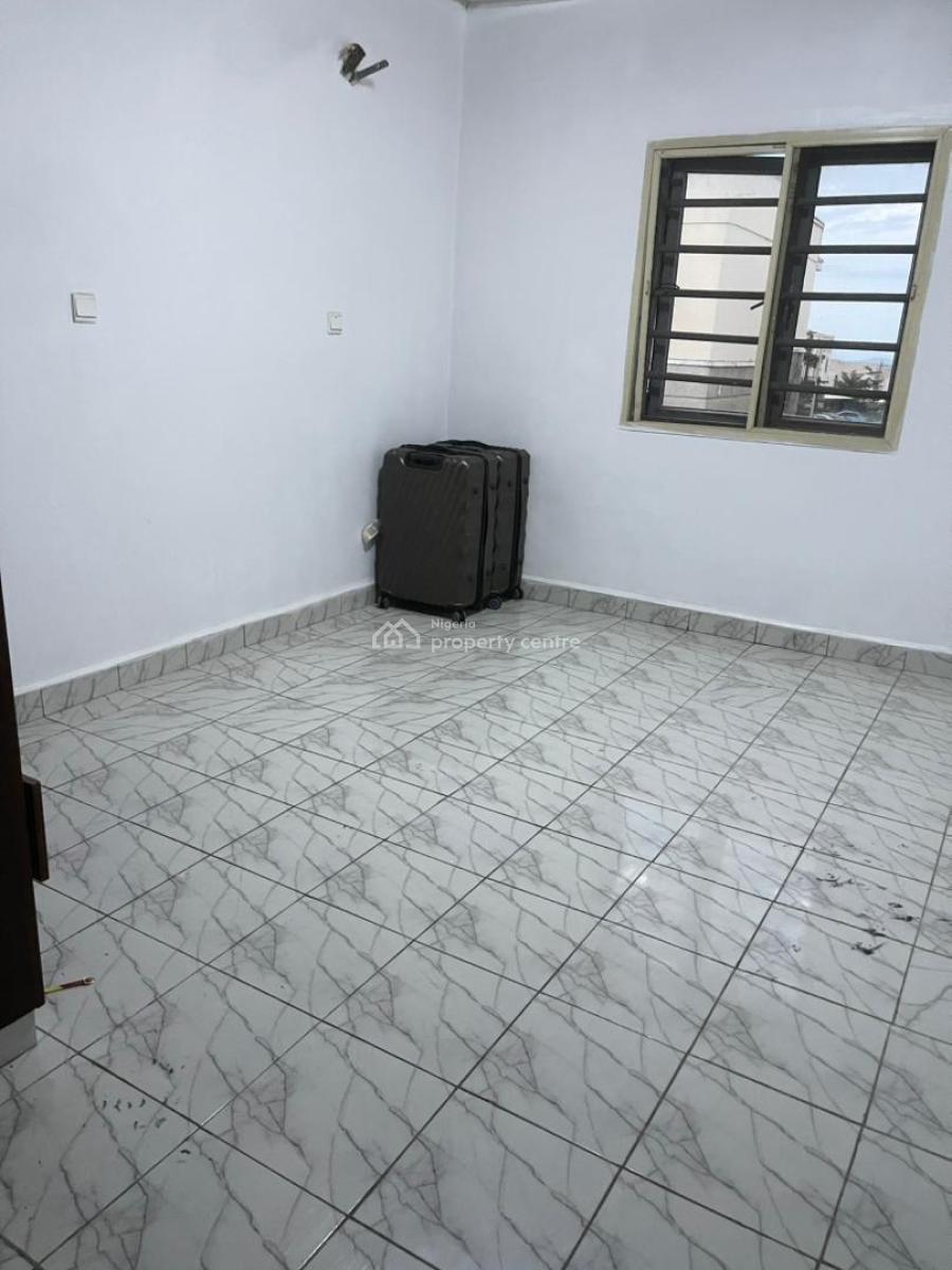 Lovely 2 Bedroom Flat in an Estate, Brains and Hammer City, Life Camp, Abuja, Flat / Apartment for Rent