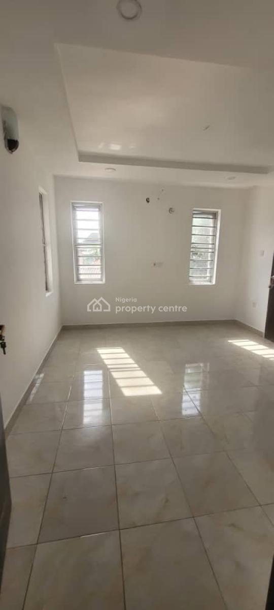 Luxury 3bedroom Flat, Gloden Pearl Estate, Opposite Happy Land Estate, Ajah, Lagos, Flat / Apartment for Rent