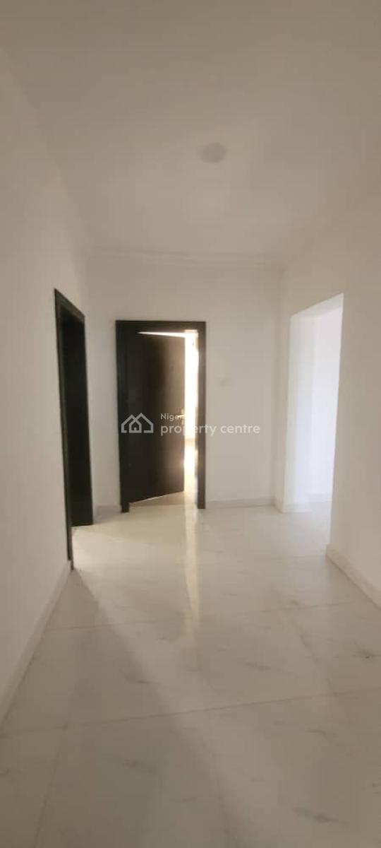 Luxury 3bedroom Flat, Gloden Pearl Estate, Opposite Happy Land Estate, Ajah, Lagos, Flat / Apartment for Rent