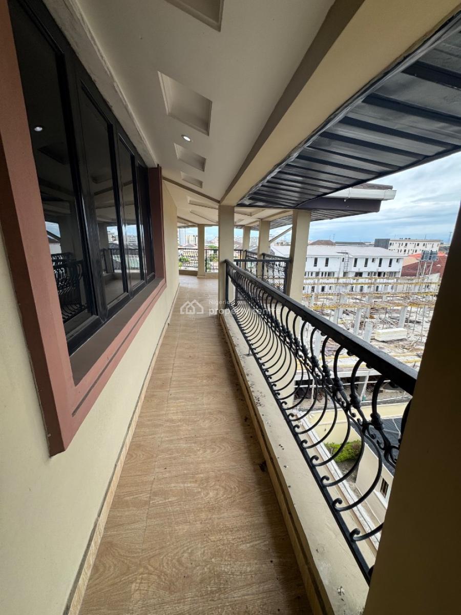 a Brand New 5 Bedroom Penthouse in Lekki Phase 1., Lekki Phase 1., Lekki Phase 1, Lekki, Lagos, Flat / Apartment for Rent