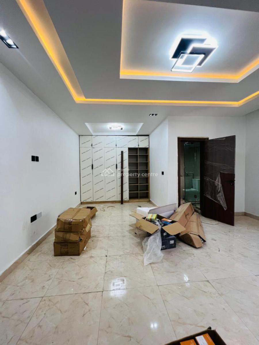 Exquisitely Built 4 Bedroom Terrace Duplex Plus Bq and Solar, Surulere, Lagos, Terraced Duplex for Sale