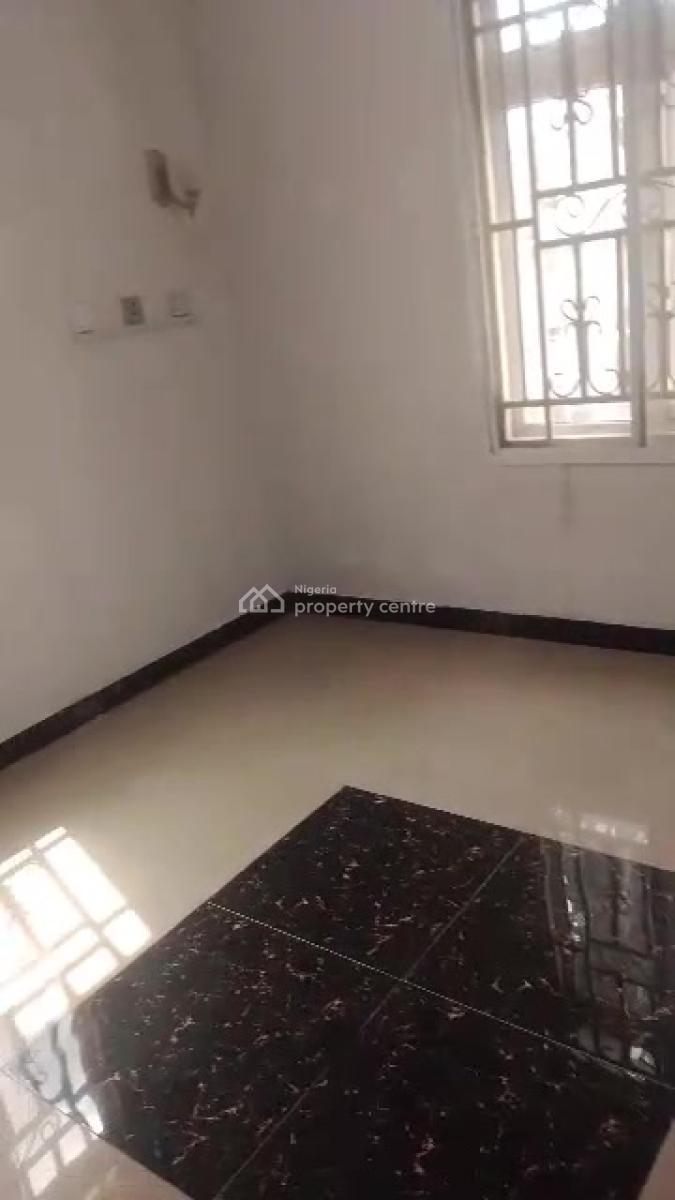 Luxury 2-bedroom Apartment Available in Guzape Main Step Into Modern, Guzape District, Abuja, Flat / Apartment for Sale