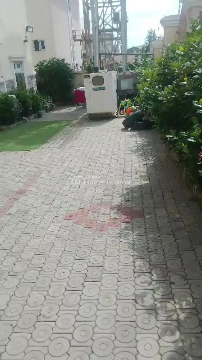 Luxury 2-bedroom Apartment Available in Guzape Main Step Into Modern, Guzape District, Abuja, Flat / Apartment for Sale