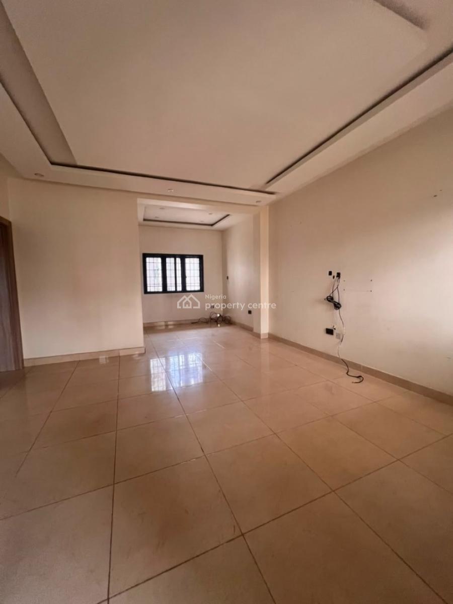 Well Built 3 Bedrooms Flat Apartment, Gilmore, Jahi, Abuja, Flat / Apartment for Rent