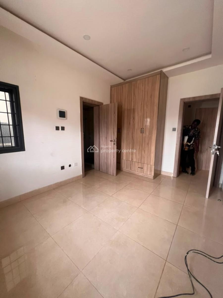 Well Built 3 Bedrooms Flat Apartment, Gilmore, Jahi, Abuja, Flat / Apartment for Rent