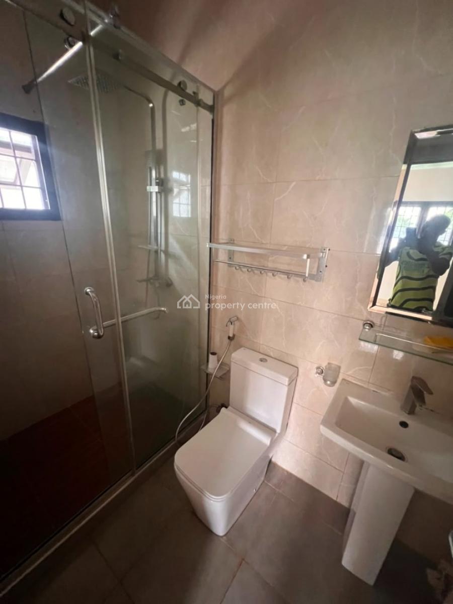 Well Built 3 Bedrooms Flat Apartment, Gilmore, Jahi, Abuja, Flat / Apartment for Rent