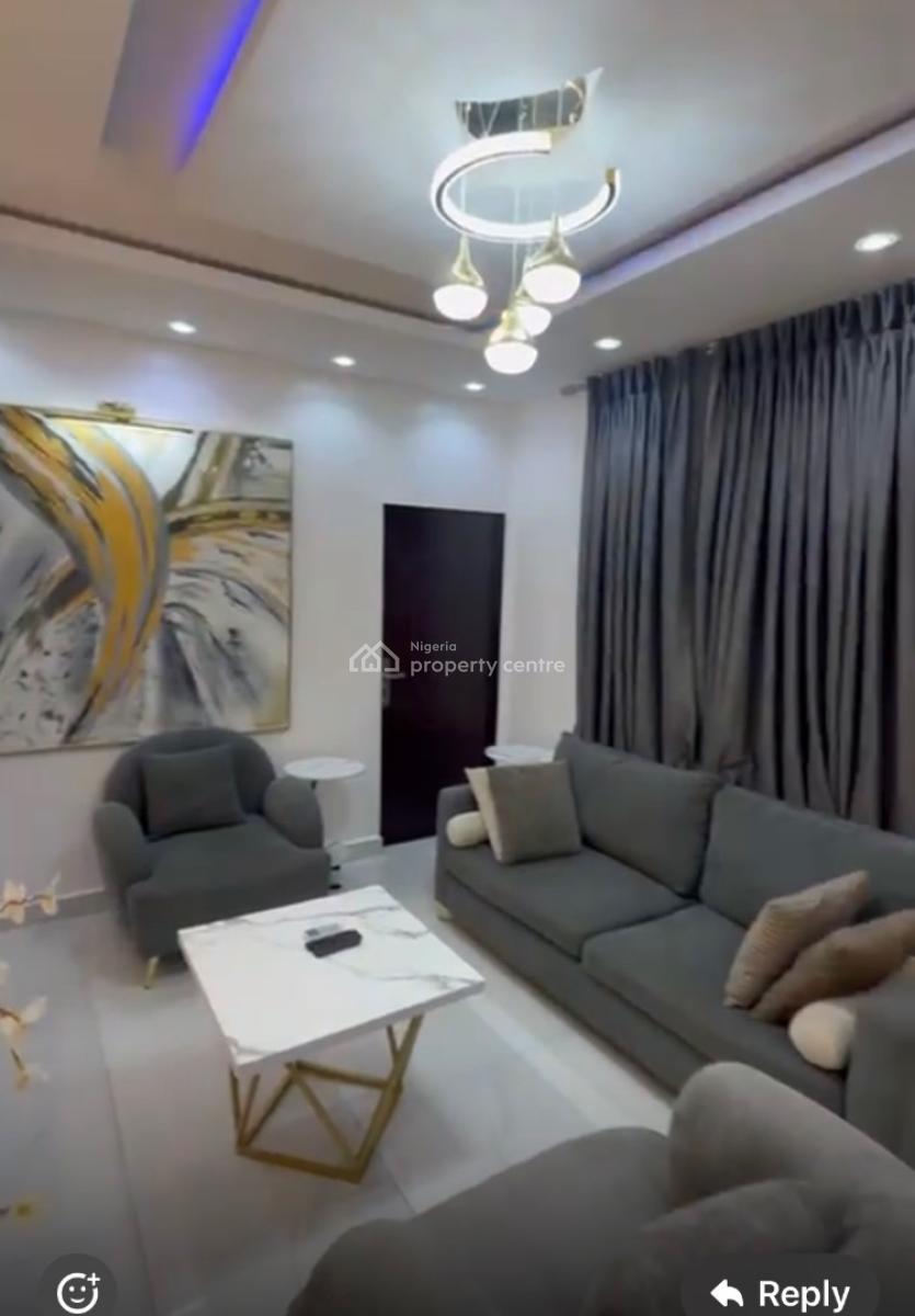 Luxury Mini Flat, Adebisi Street, Alagomeji, Yaba, Lagos, Mini Flat (room and Parlour) Short Let