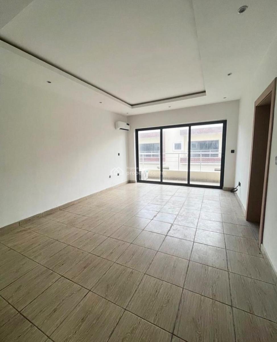 Spacious Fully Serviced 4 Bedroom Terrace Duplex with Bq, Lekki Phase 1, Lekki, Lagos, Terraced Duplex for Rent