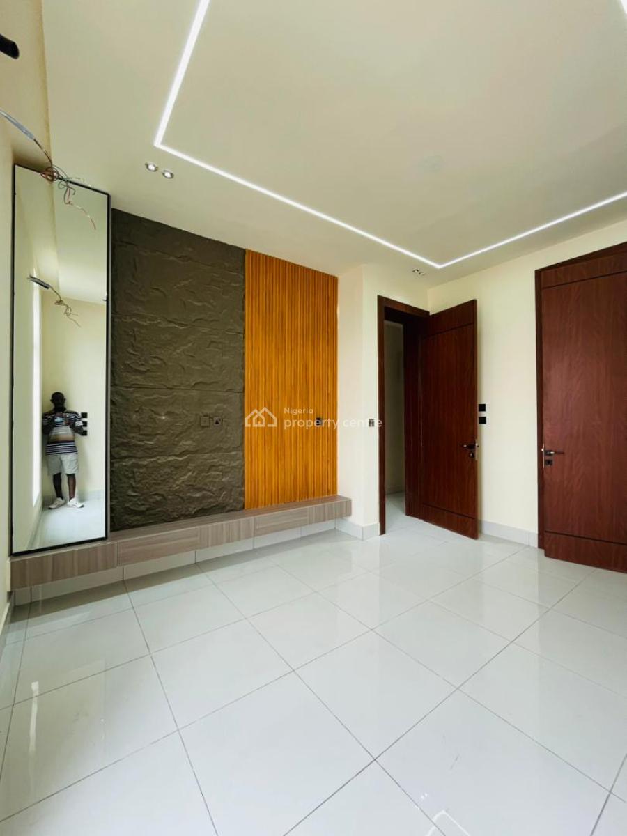 Luxurious 5-bedrooms Fully Detached Duplex with Bq, Orchid, Lekki, Lagos, Detached Duplex for Sale