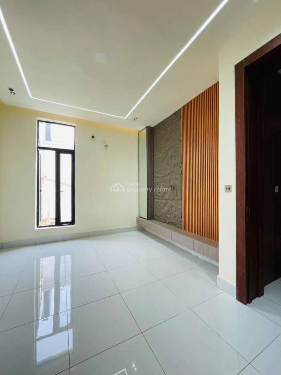 Luxurious 5-bedrooms Fully Detached Duplex with Bq, Orchid, Lekki, Lagos, Detached Duplex for Sale