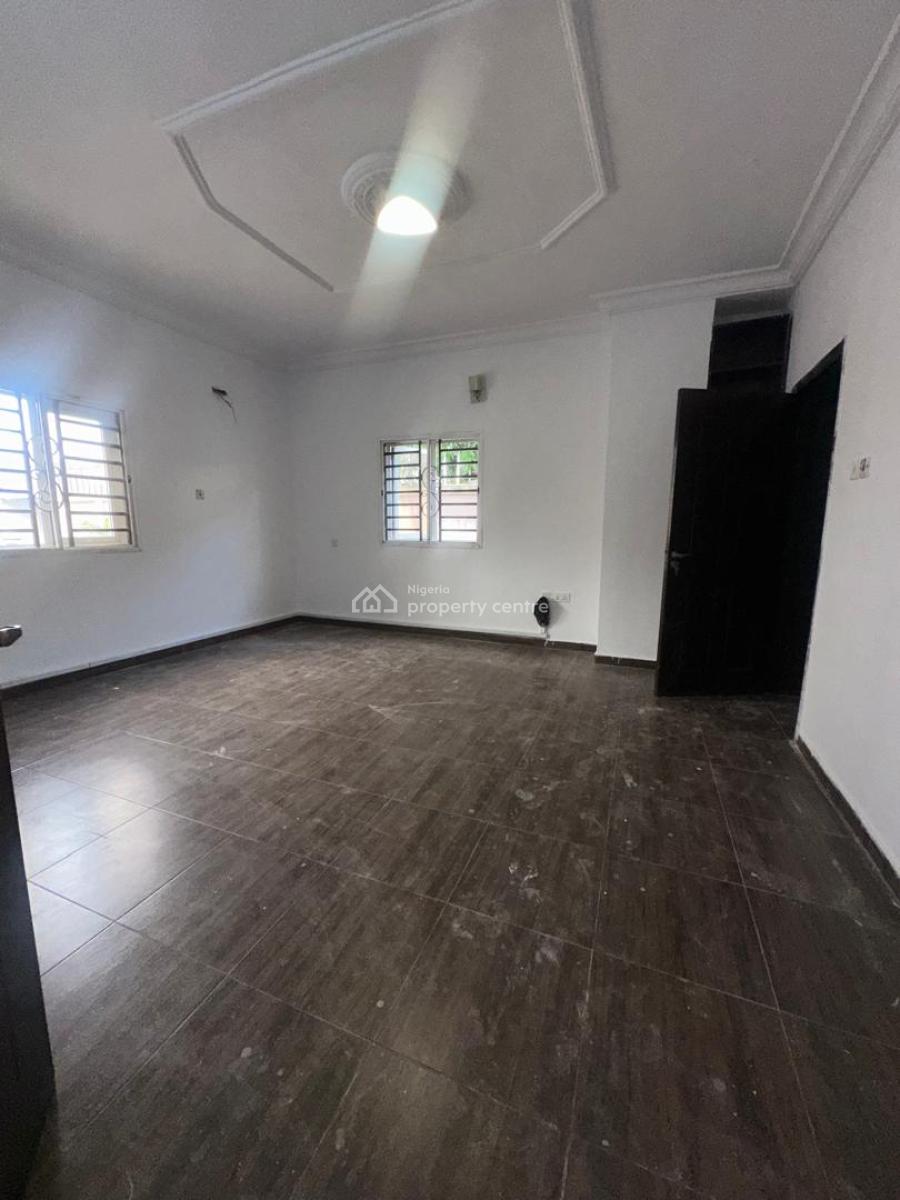 Spacious 3 Bedroom Apartment, Ologolo, Lekki, Lagos, Flat / Apartment for Rent