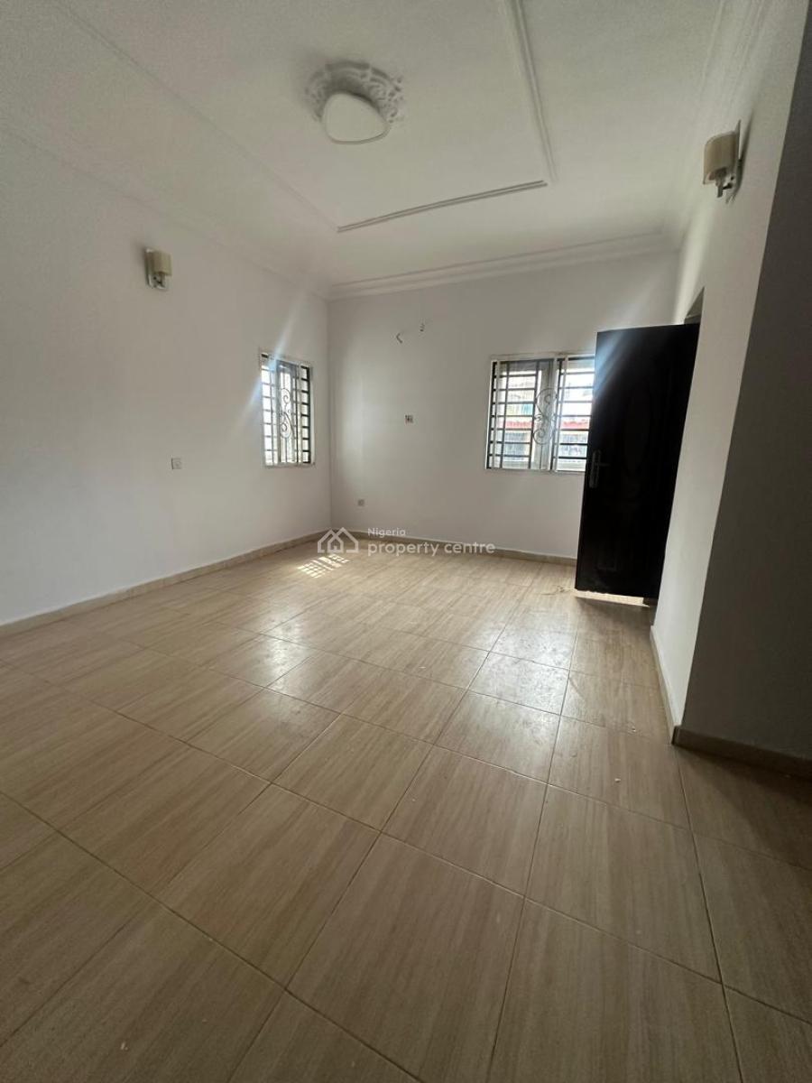 Spacious 3 Bedroom Apartment, Ologolo, Lekki, Lagos, Flat / Apartment for Rent