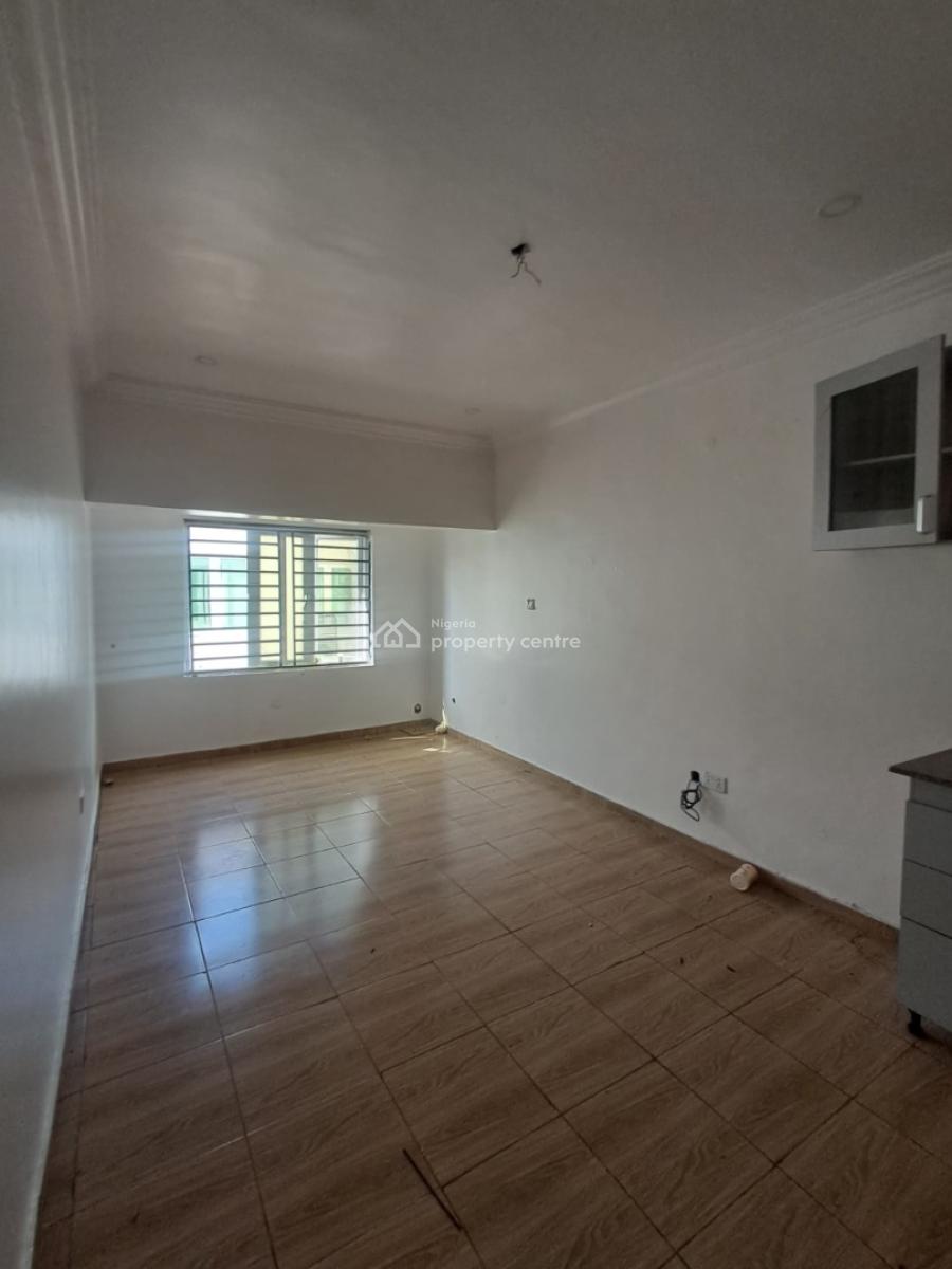 Standard 1-bedroom Apartment Upstairs, Chevron, Lekki, Lagos, Mini Flat (room and Parlour) for Rent