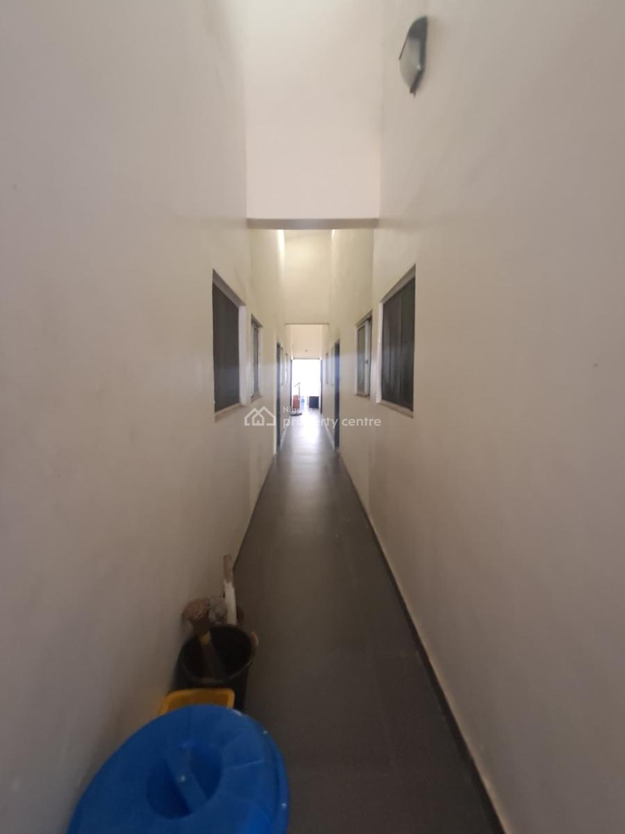 Standard 1-bedroom Apartment Upstairs, Chevron, Lekki, Lagos, Mini Flat (room and Parlour) for Rent