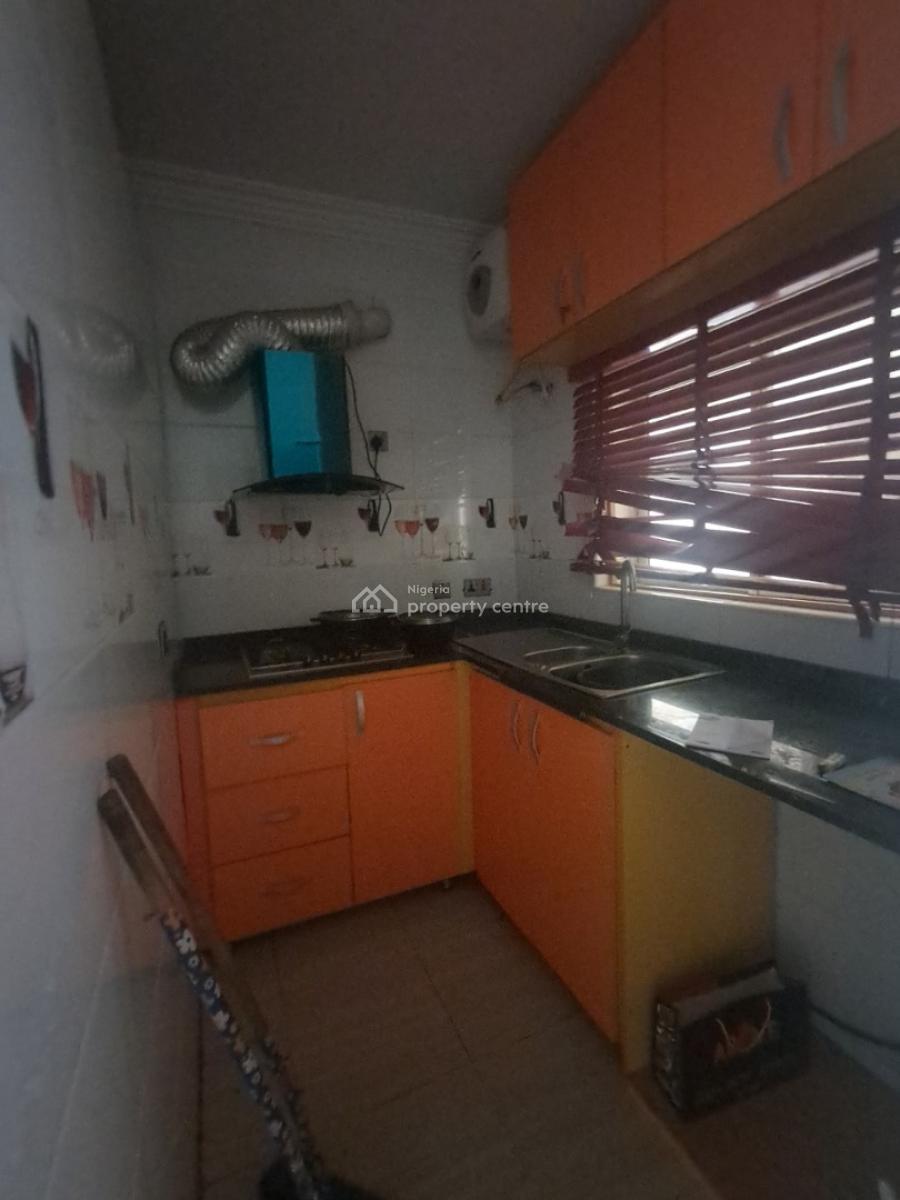 Standard 1-bedroom Apartment Upstairs, Chevron, Lekki, Lagos, Mini Flat (room and Parlour) for Rent