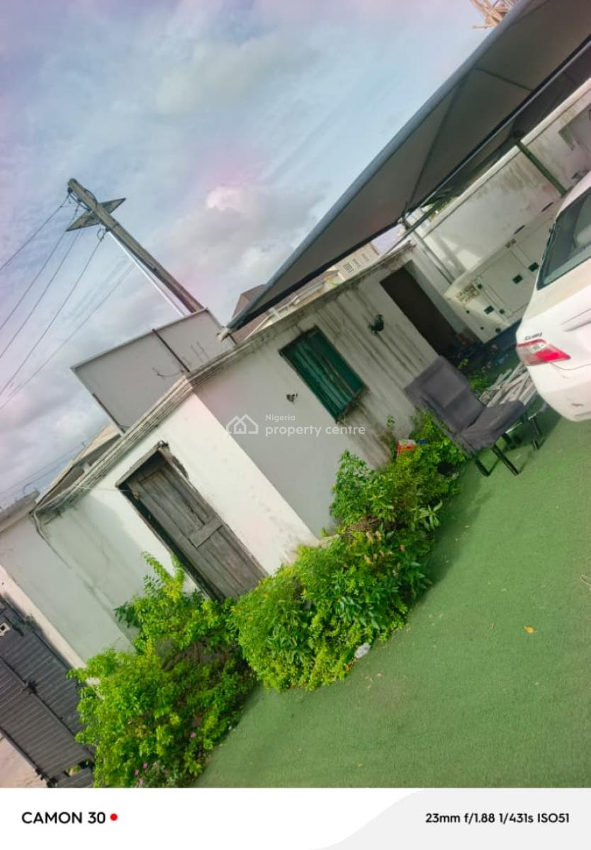 Beautiful 6 Bedroom Fully Detached Duplex with 2 Bqs, Lekki Phase 1, Lekki, Lagos, Commercial Property for Rent