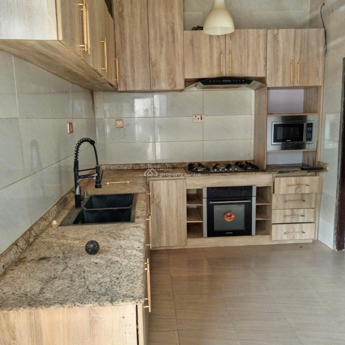 Spacious Topnotch 4 Bedroom with Bq, Wuye, Wuye, Abuja, Terraced Duplex for Rent