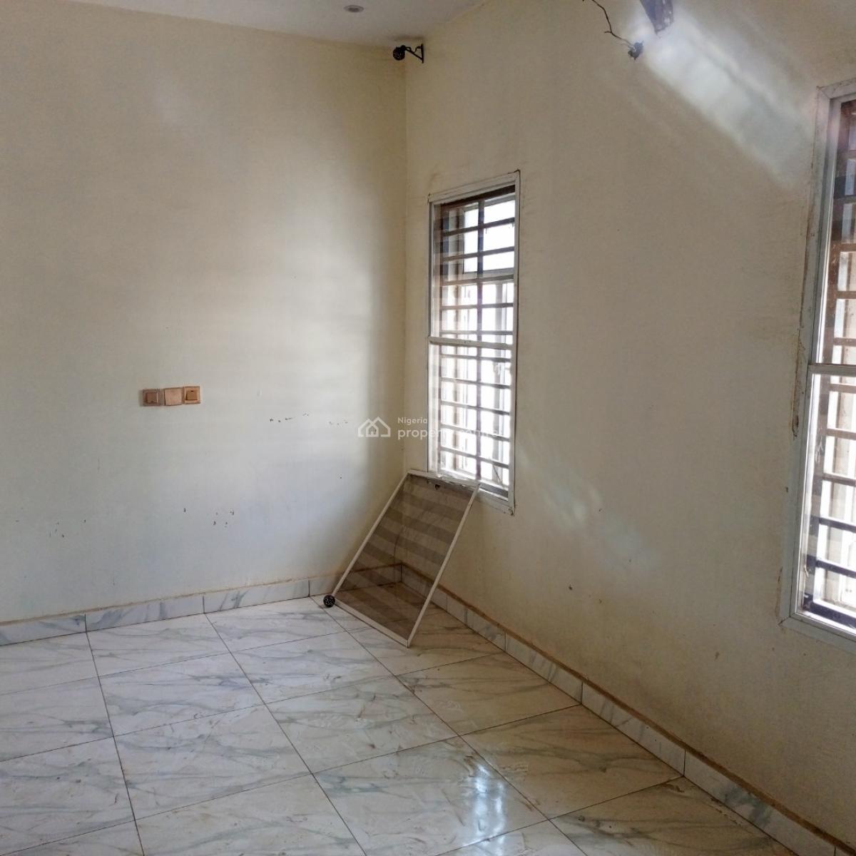 Spacious Topnotch 4 Bedroom with Bq, Wuye, Wuye, Abuja, Terraced Duplex for Rent
