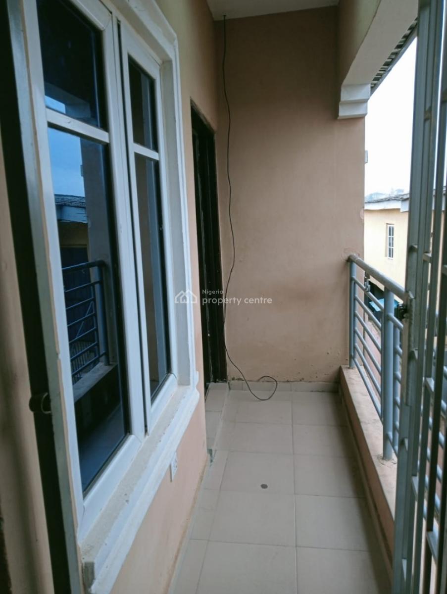 2 Bedrooms Flat, Olowora, Olowora, Magodo, Lagos, Flat / Apartment for Rent