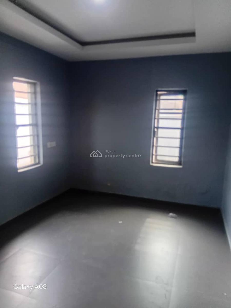 Executive 2 Bedrooms with Pop, Tayo Bello Estate, Fish Pond, Agric, Ikorodu, Lagos, Flat / Apartment for Rent