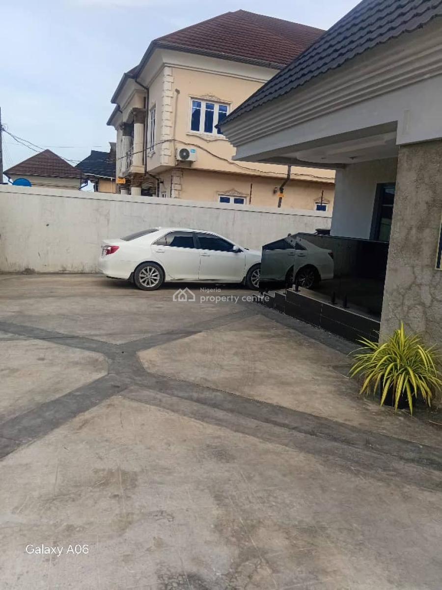 Executive 2 Bedrooms with Pop, Tayo Bello Estate, Fish Pond, Agric, Ikorodu, Lagos, Flat / Apartment for Rent